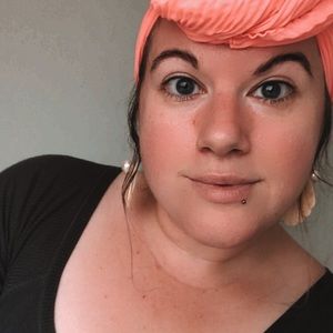 Meet your Posher, Carolyn